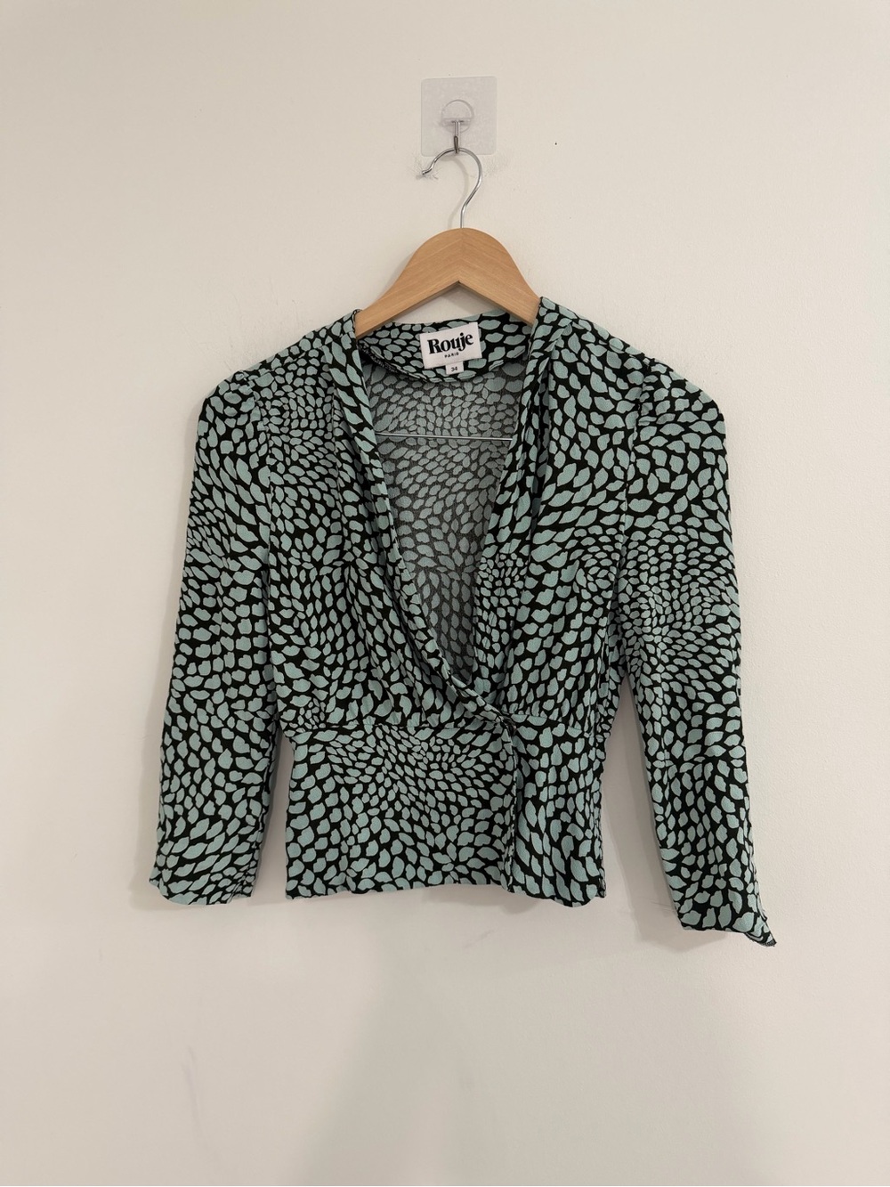 Women's Rouje Mint Black Printed Wrap Top sz 34 #B2